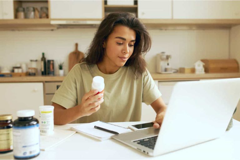 nutritional deficiencies in crohn’s disease and colitis: 5 key nutrients blog post