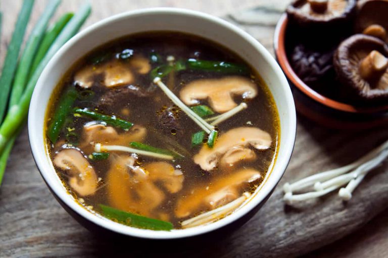 5 health benefits of shiitake mushrooms blog post