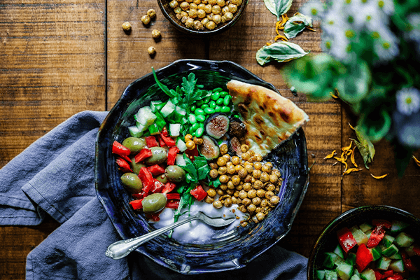 best foods and natural protein supplements for vegetarians and vegans blog post