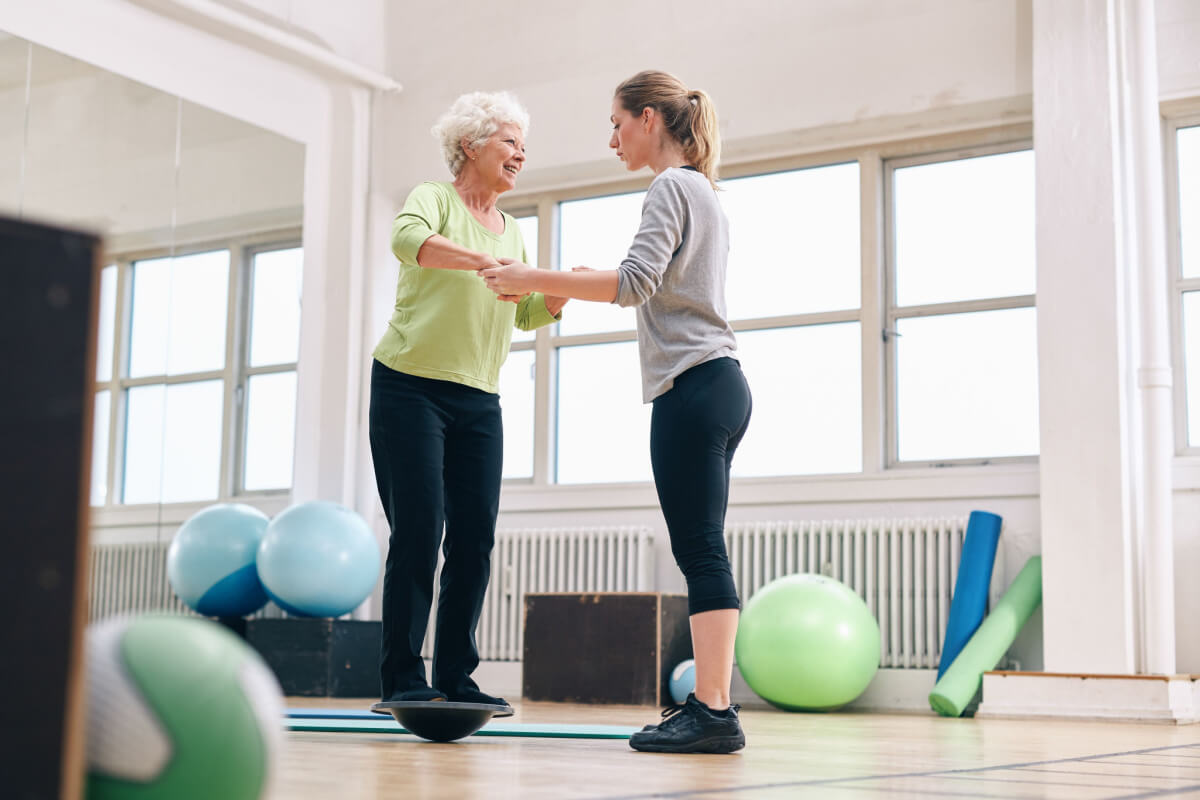 two women exercising