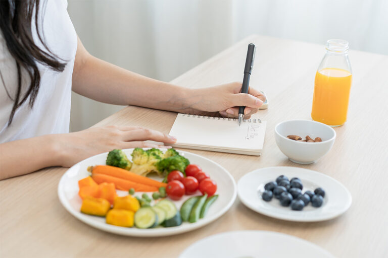 top 9 integrative and functional nutrition programs for holistic health careers blog post
